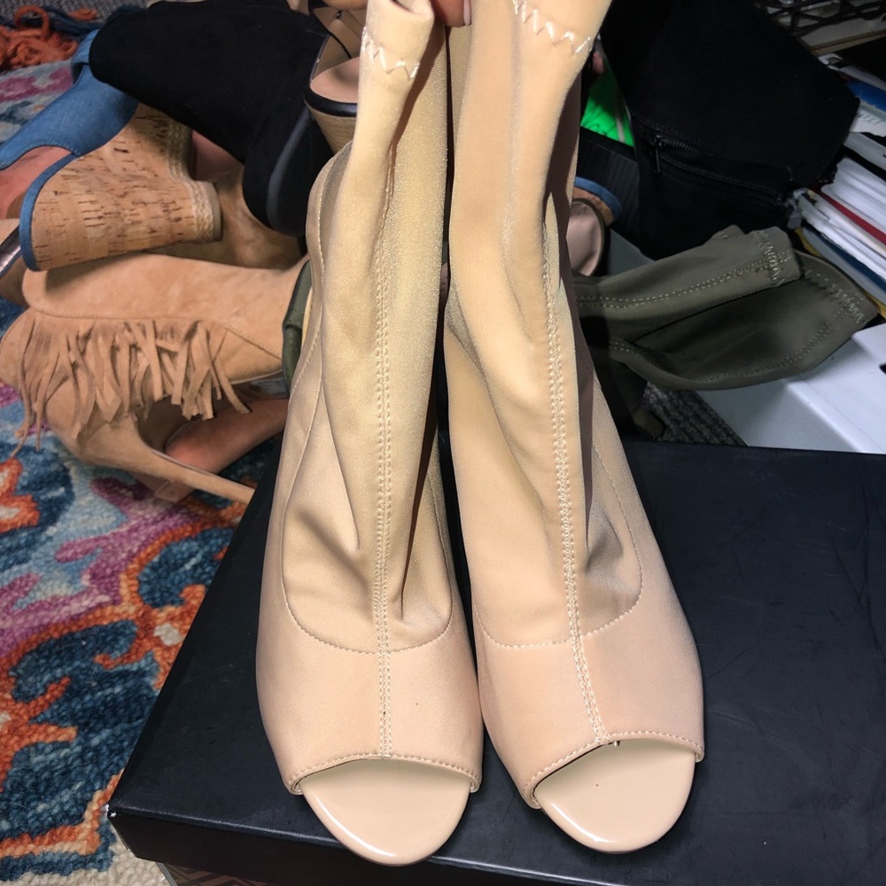 Open toe bootie